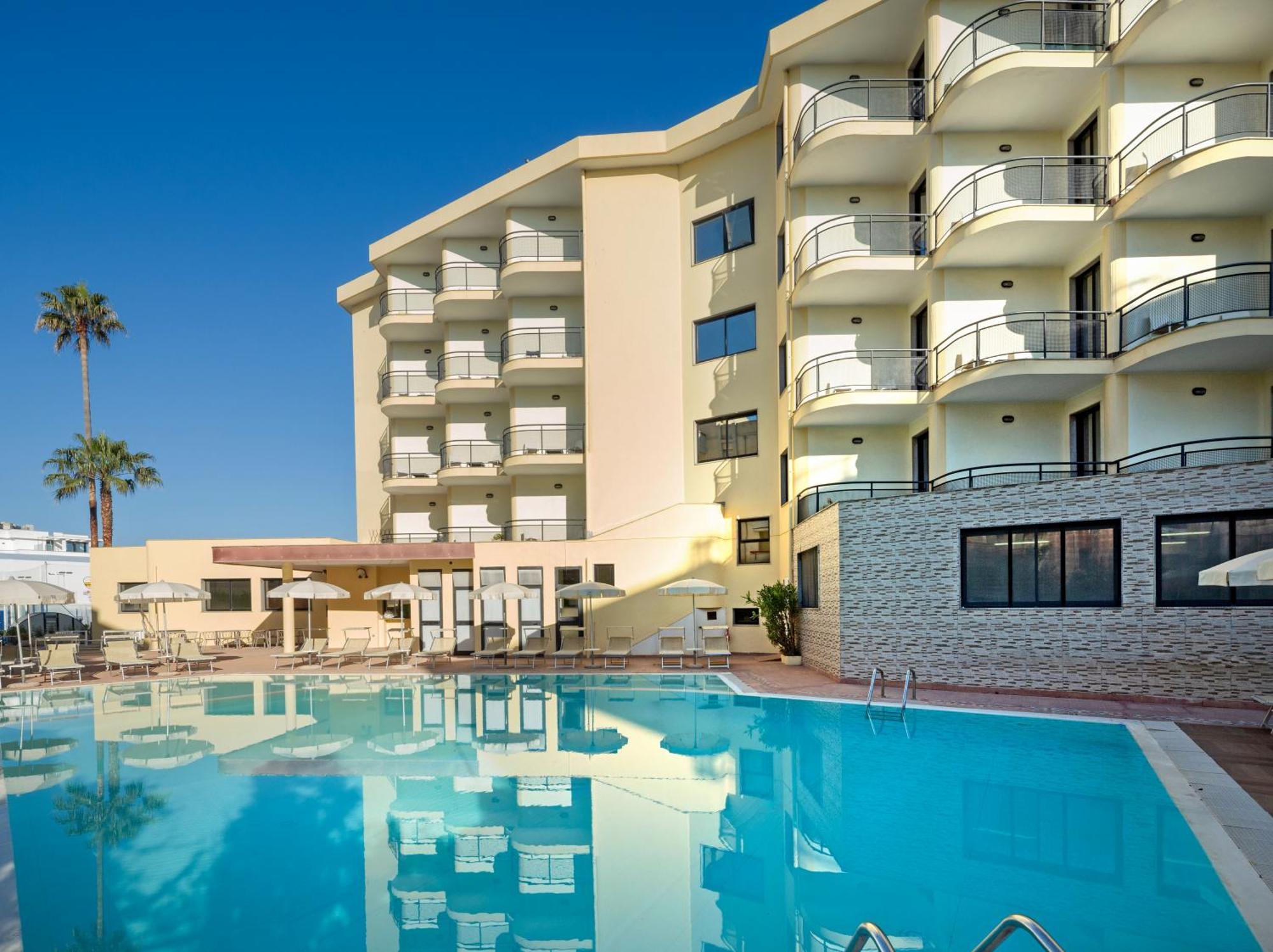 Rina Hotel Альгеро Екстер'єр фото