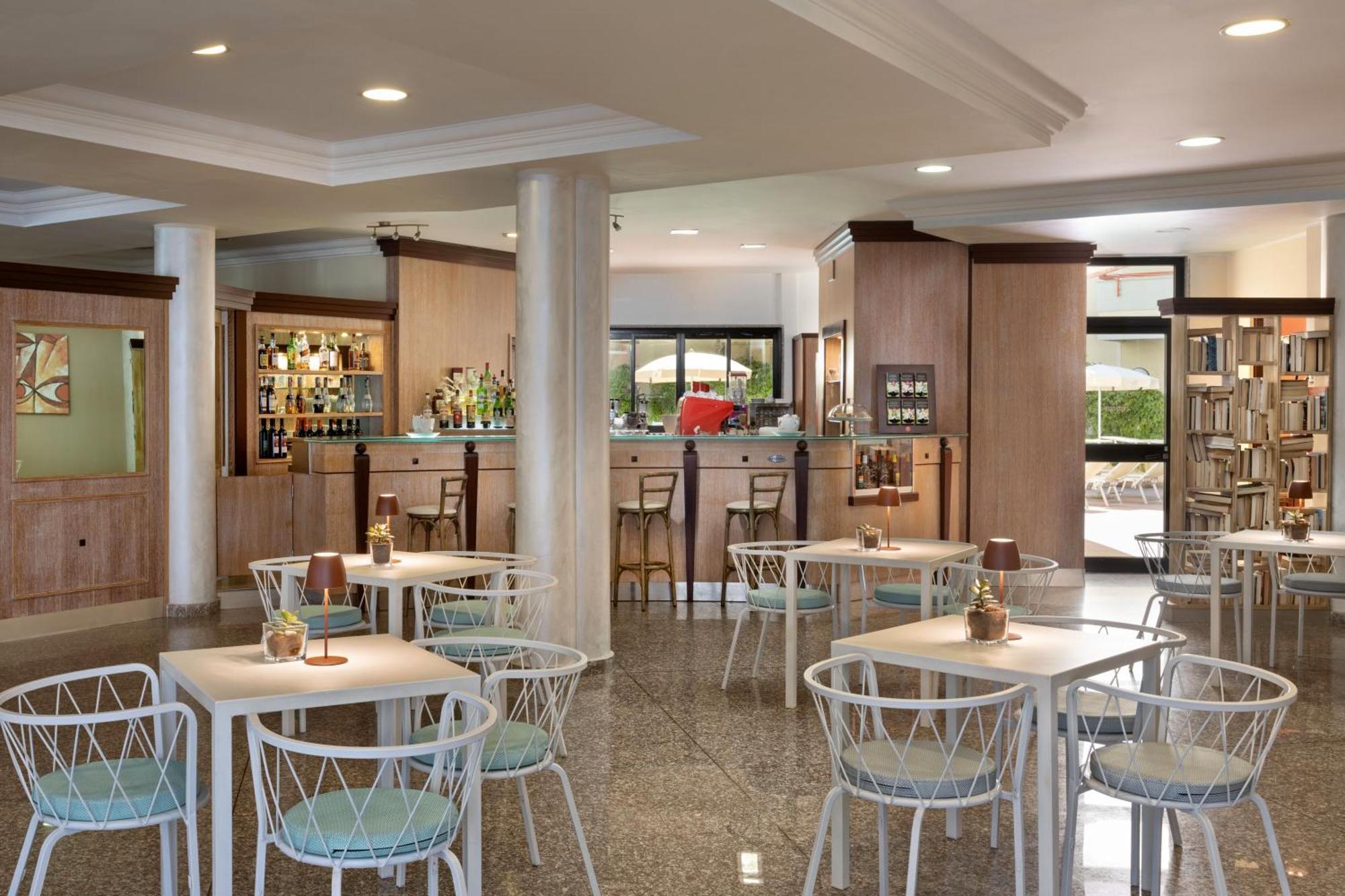 Rina Hotel Альгеро Екстер'єр фото