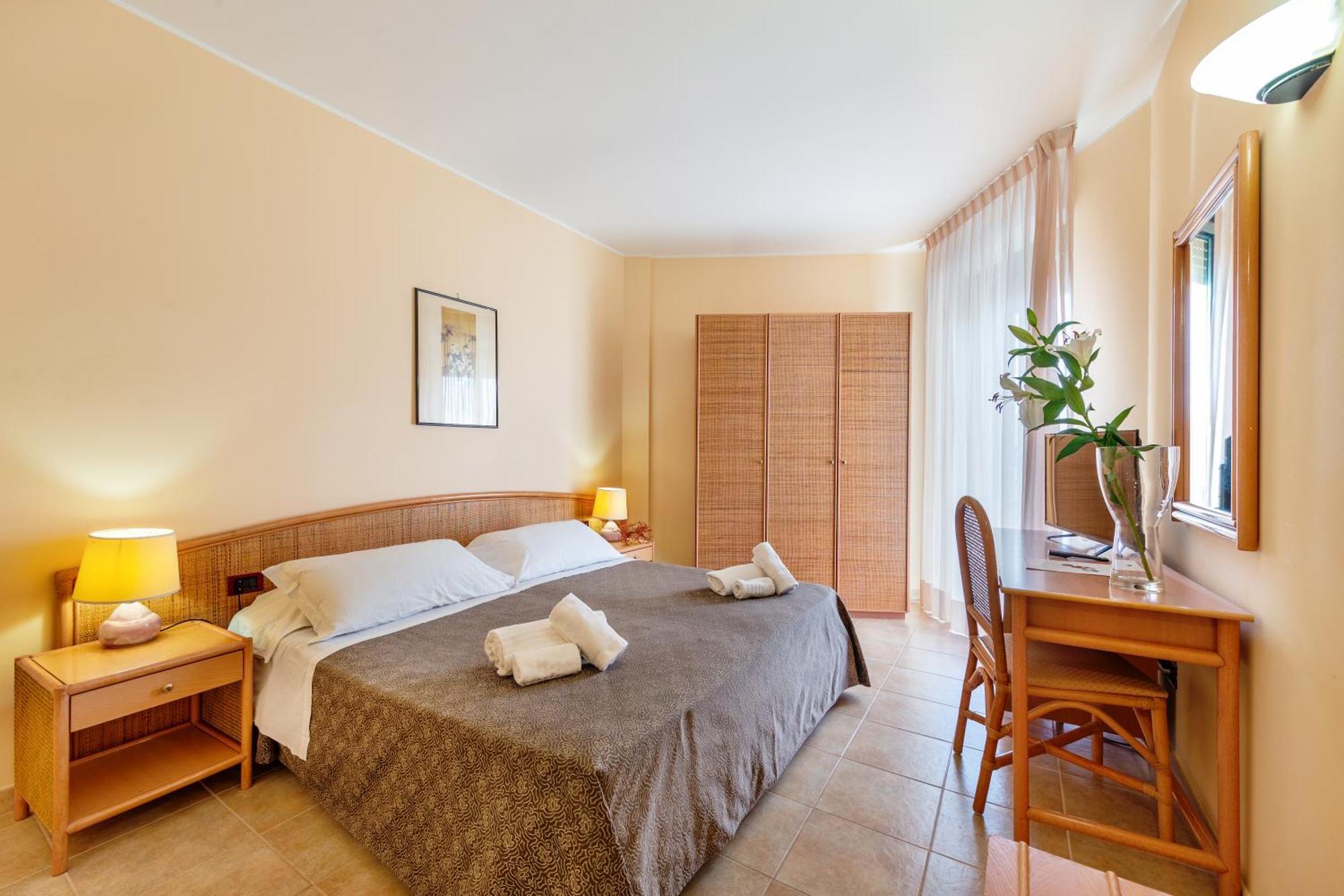 Rina Hotel Альгеро Екстер'єр фото